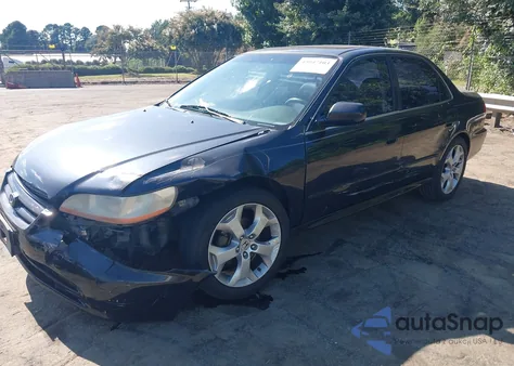 2001 Honda Accord 3.0 Ex из США, поврежденный, VIN 1HGCG16561A082329